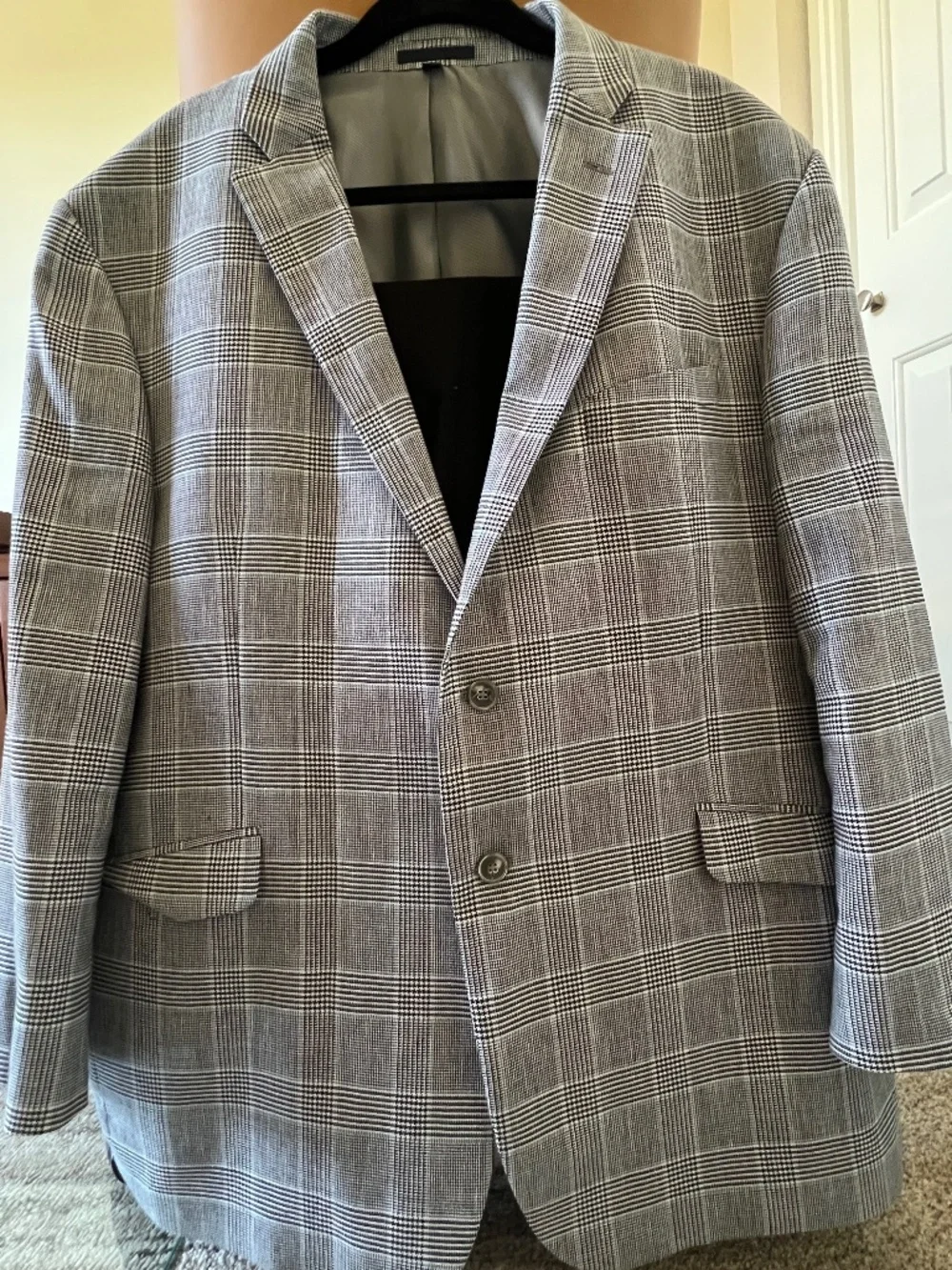 Jos A Banks Glen Plaid Sport Coat